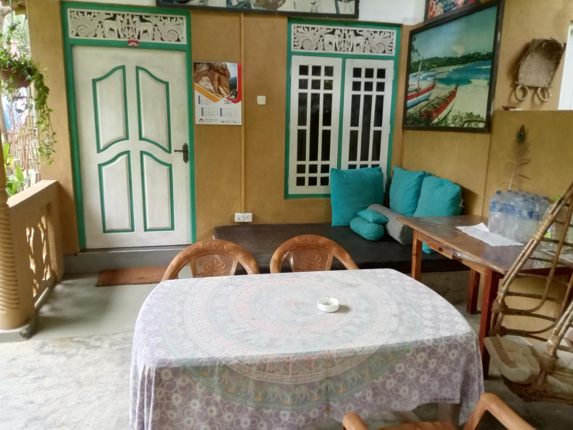 Hiriketiya Mahi Surf Apartment Dikwella Bagian luar foto
